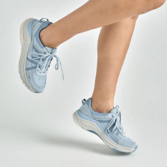 NEW Dansko Poppy Sneakers - Suede  IN Sky For Women 925 6s3 - Picture 1 of 8